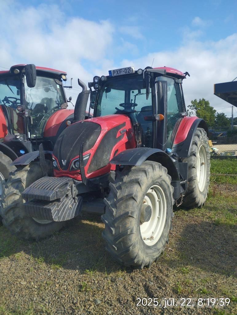 Valtra N154 EA 트랙터