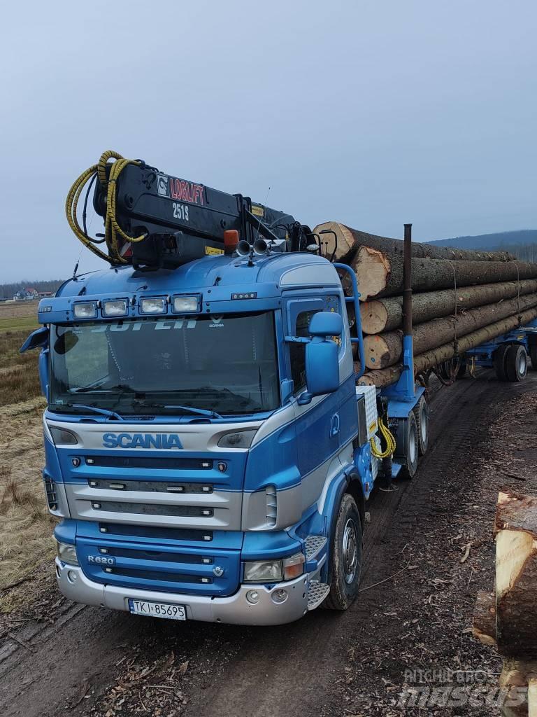 Scania R 620 목재 트럭