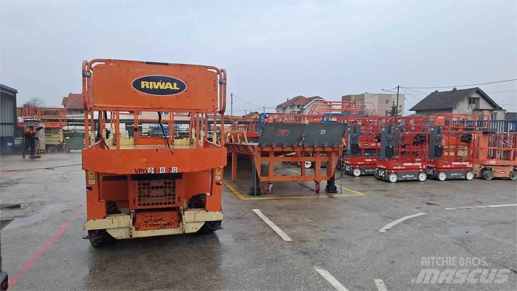 JLG 260MRT B 가위형 리프트