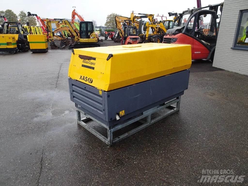 Atlas Copco XAS67 콤푸레샤