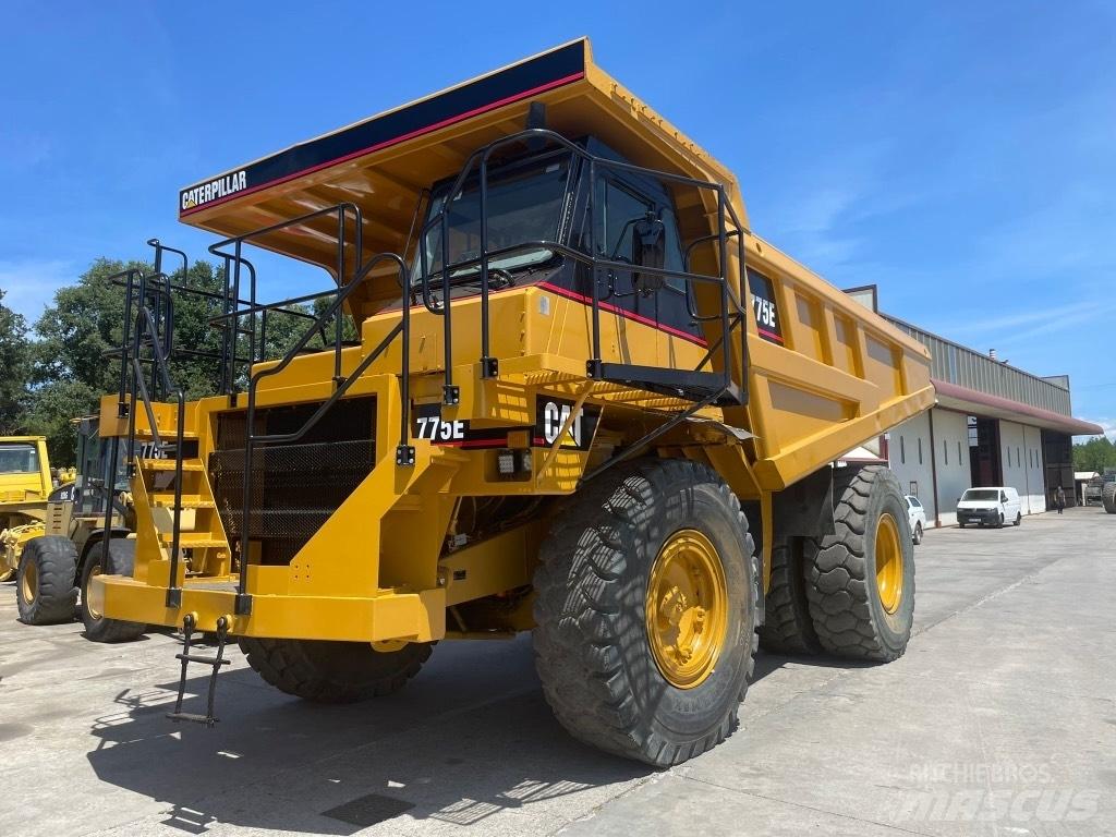 CAT Dumper 775E 초대형 덤프 트럭