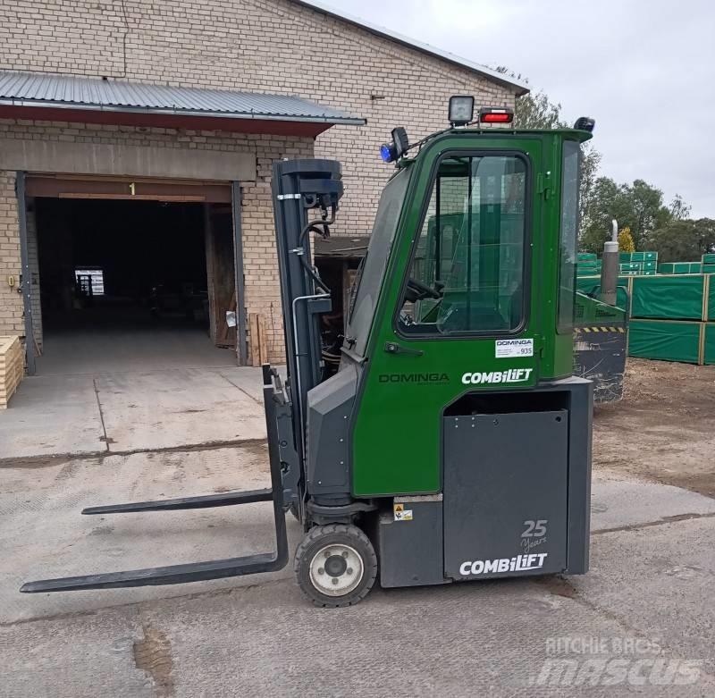 Combilift CBE 2500 4방향 리치트럭