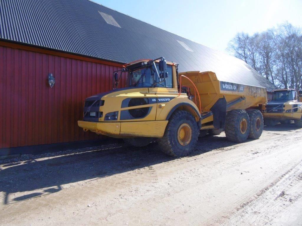 Volvo A25G 연결식 홀러