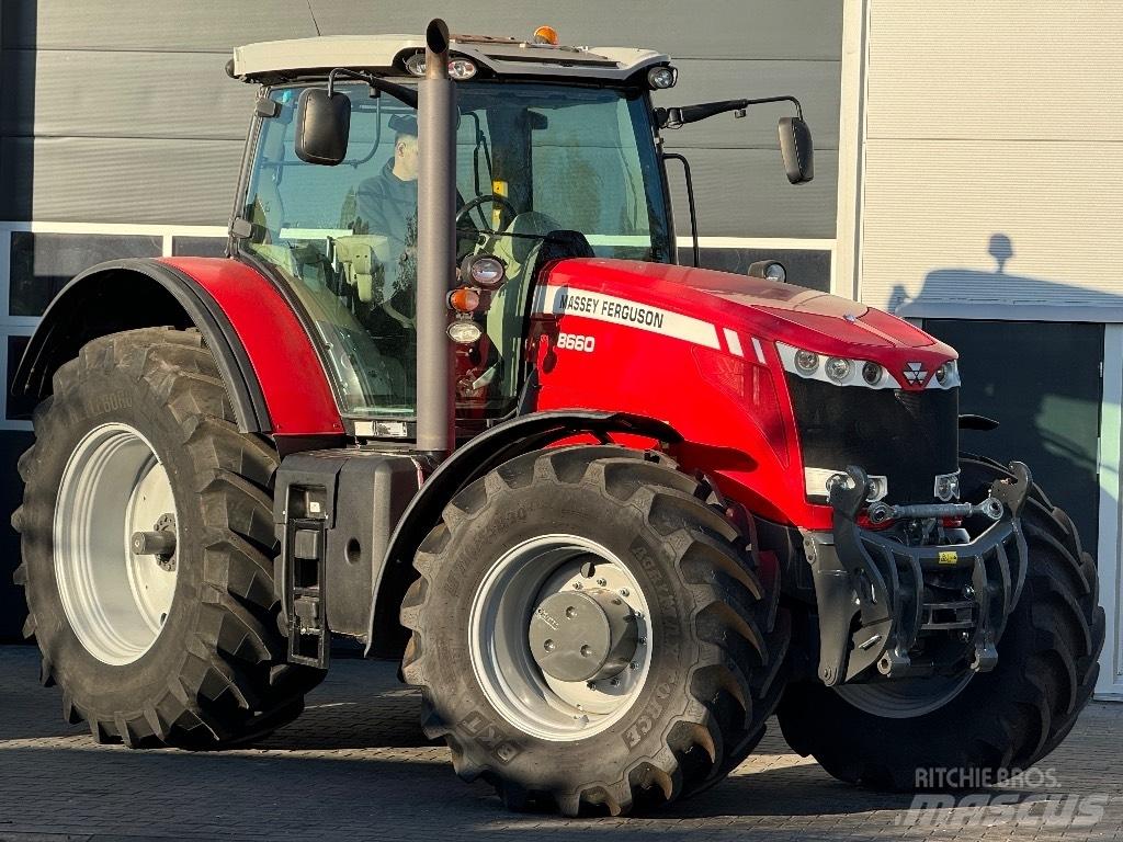 Massey Ferguson 8660 트랙터
