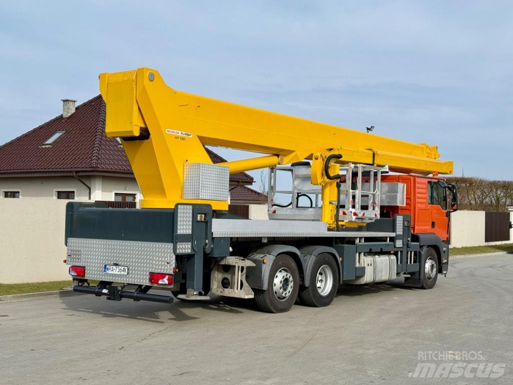Wumag WT 530 트럭 탑재 고소작업대
