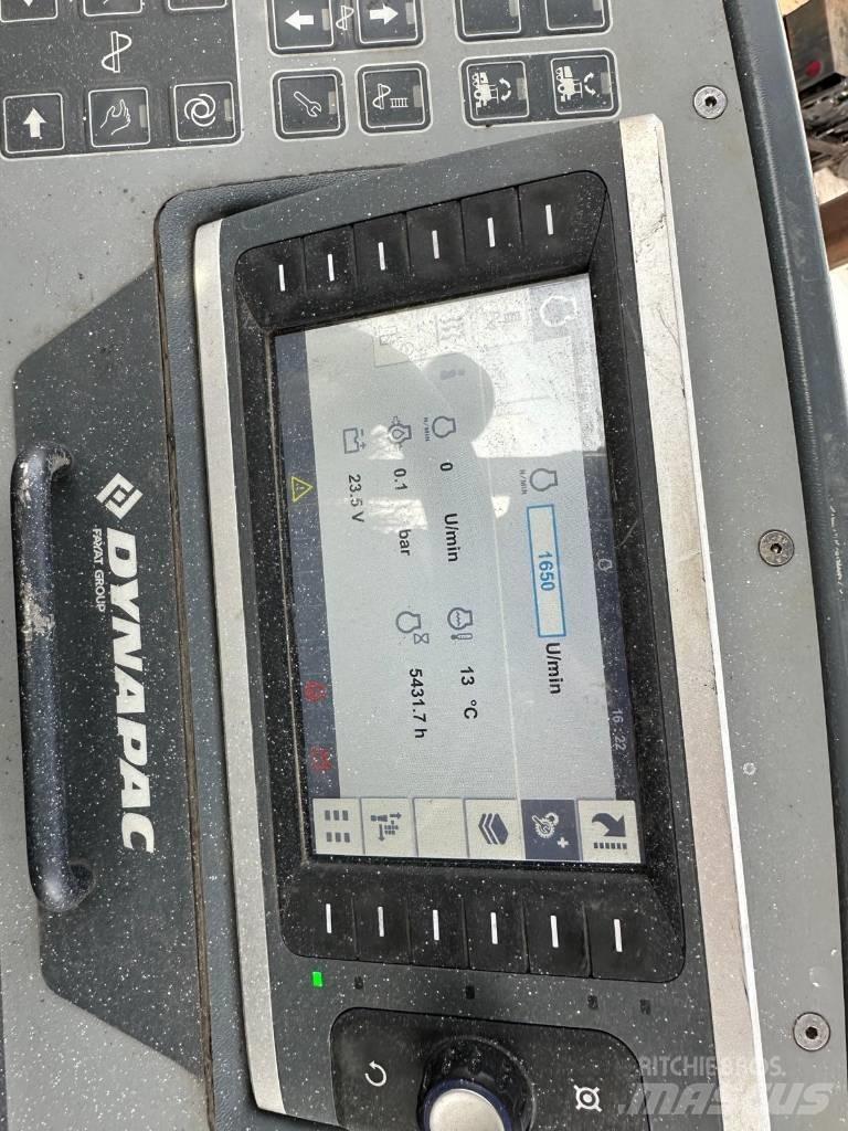 Dynapac SD 1800 W 아스팔트 포장장비