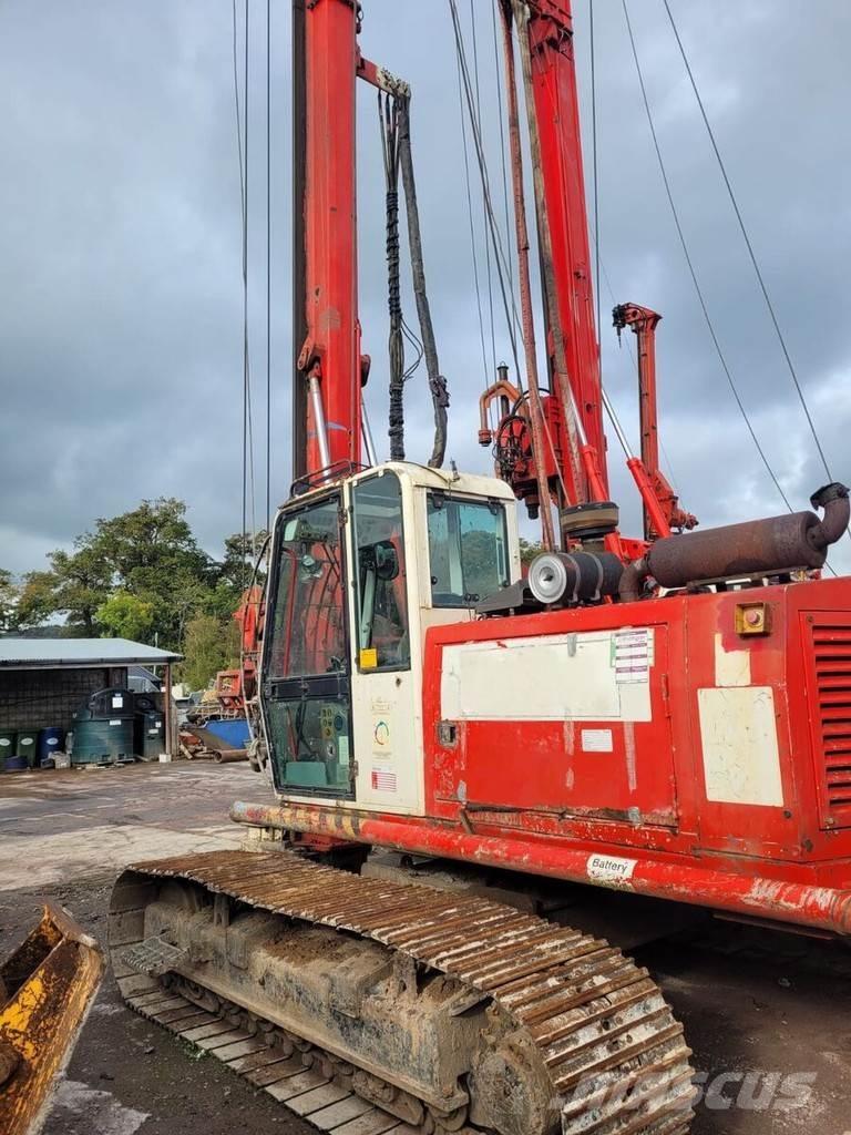  Soiltek S45 중형 드릴 장비