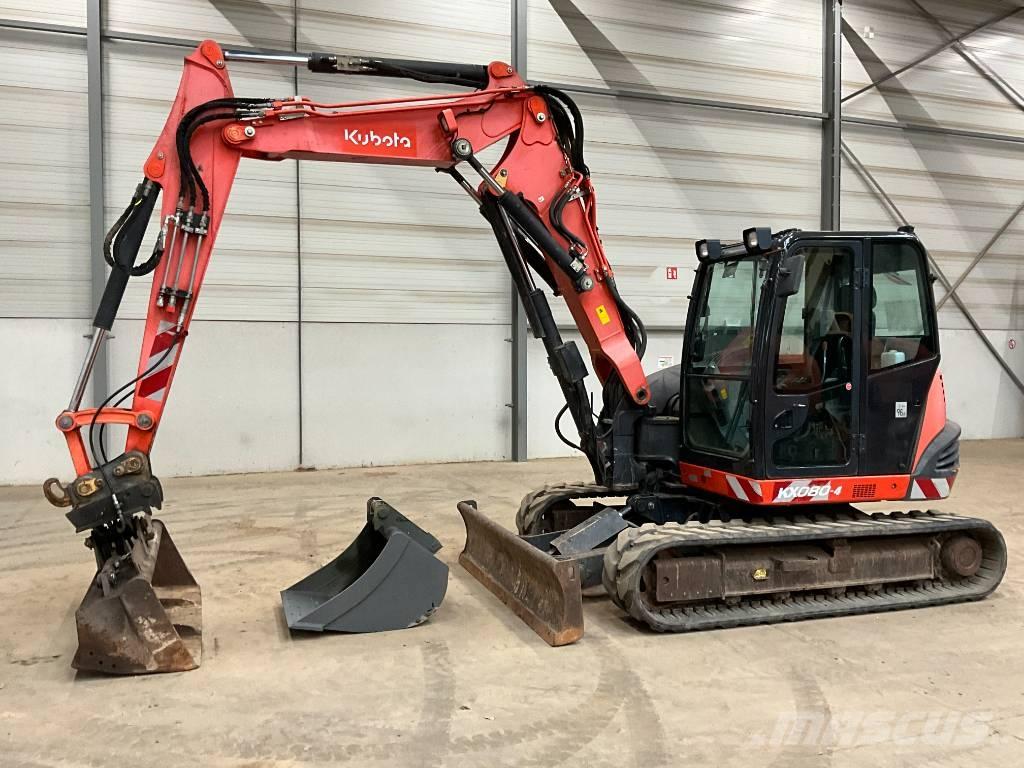 Kubota KX 080-4 중형굴삭기 7톤-28톤