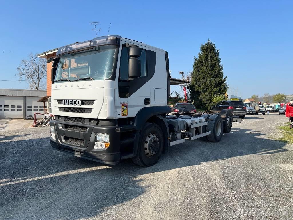 Iveco Stralis 420 차량 수송차