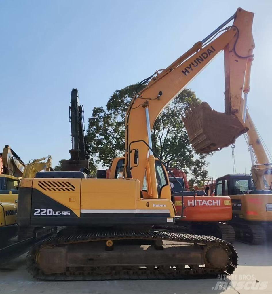 Hyundai R220LC-9S 대형 굴삭기 29톤 이상