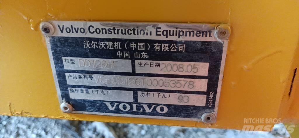 Volvo DD126HF 트윈 드럼 롤러
