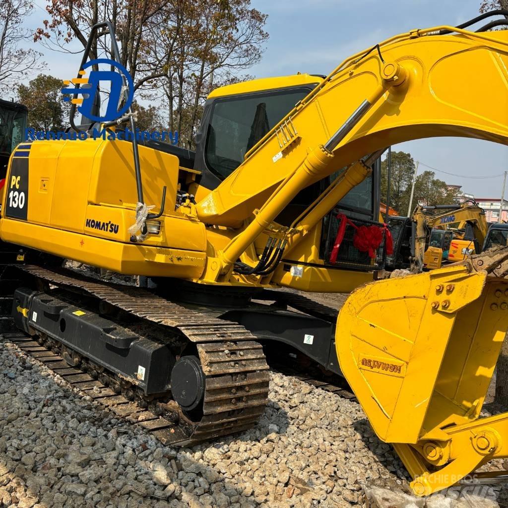 Komatsu PC 130 대형 굴삭기 29톤 이상