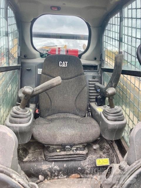 CAT 259 D  스키드로더