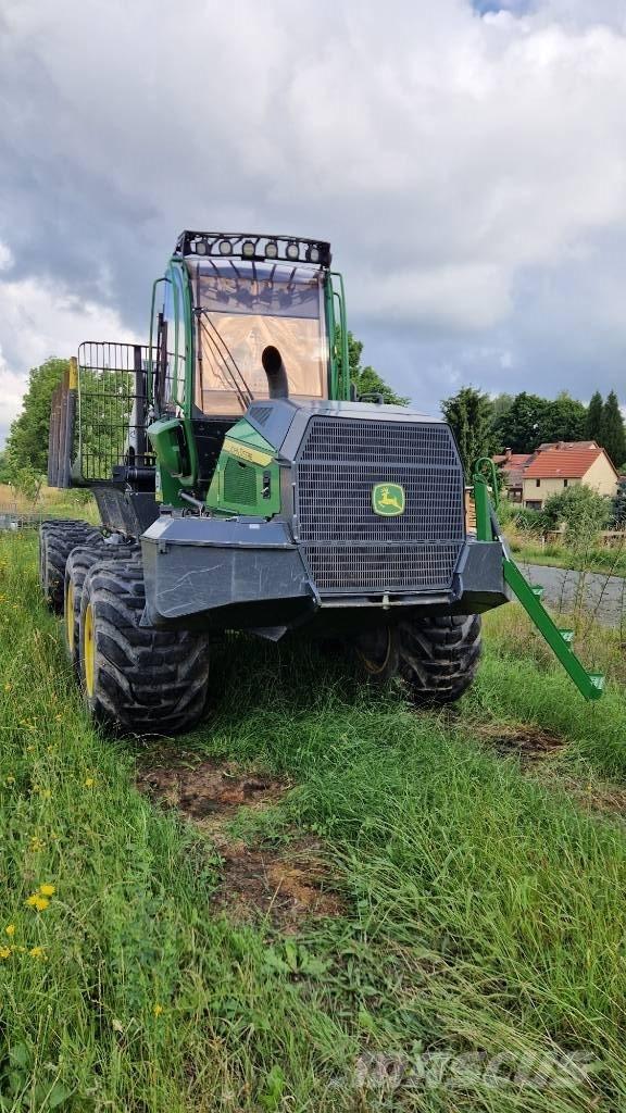 John Deere 1010G 원목 포워더