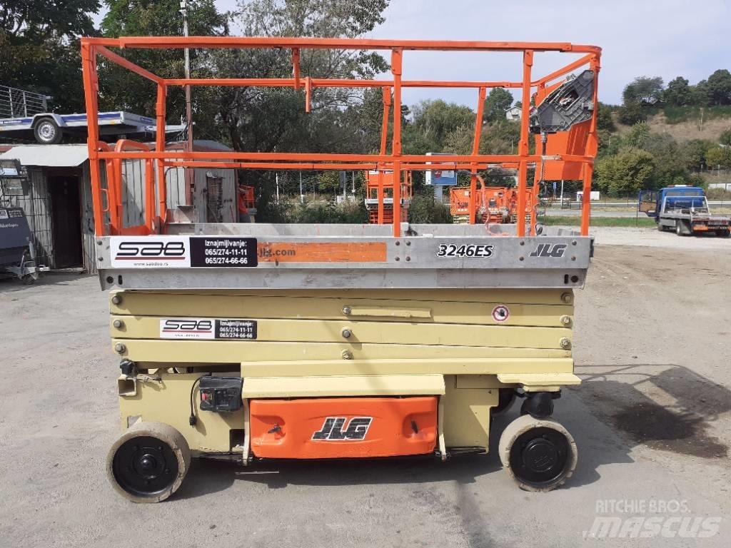 JLG 3246 ES 가위형 리프트