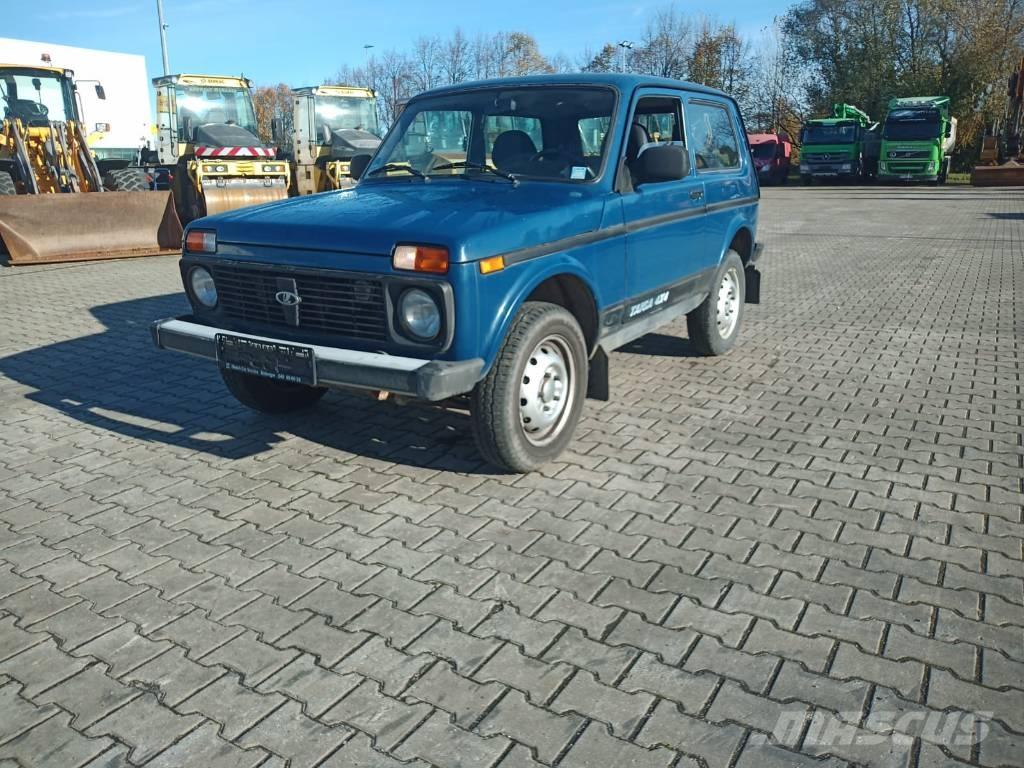 Lada 2121 크로스컨트리 차량