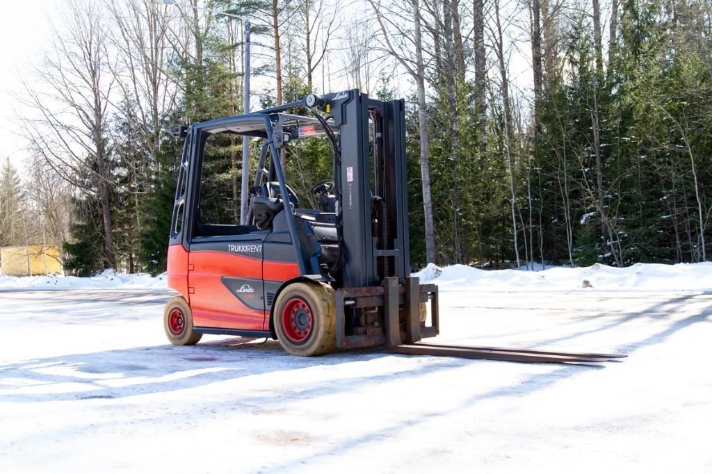 Linde E50 전동 지게차