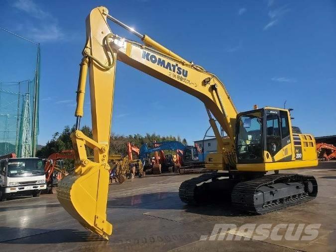 Komatsu PC 200 대형 굴삭기 29톤 이상