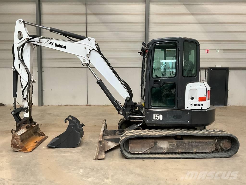 Bobcat E 50 EM 소형 굴삭기 7톤 미만