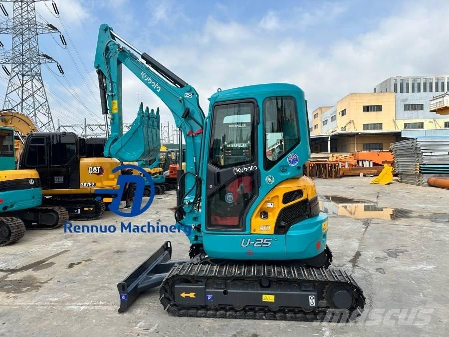 Kubota U 25 소형 굴삭기 7톤 미만