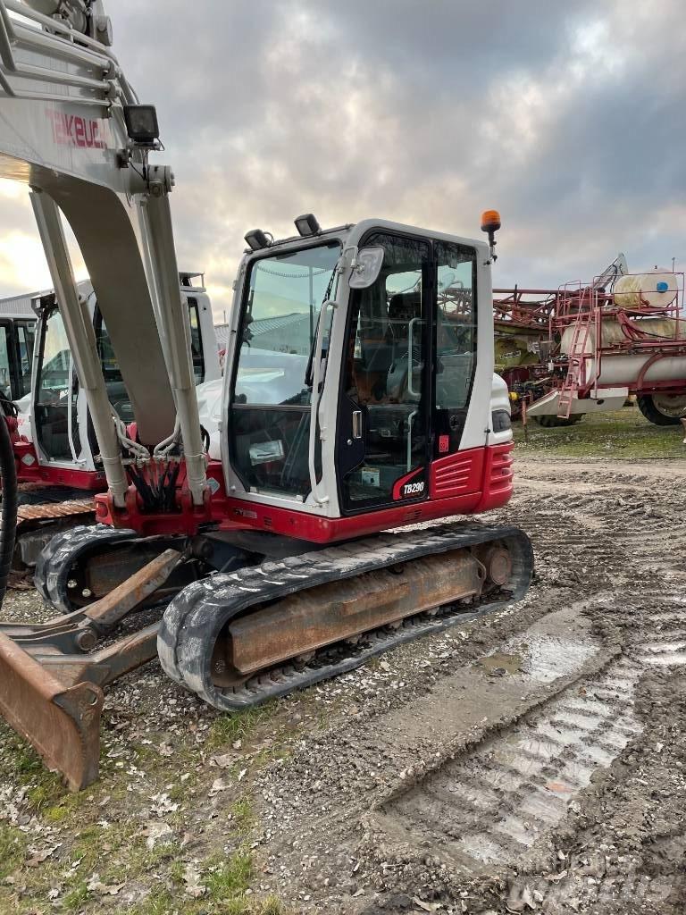 Takeuchi TB290 중형굴삭기 7톤-28톤