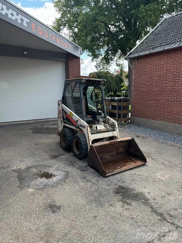 Bobcat 463  스키드로더