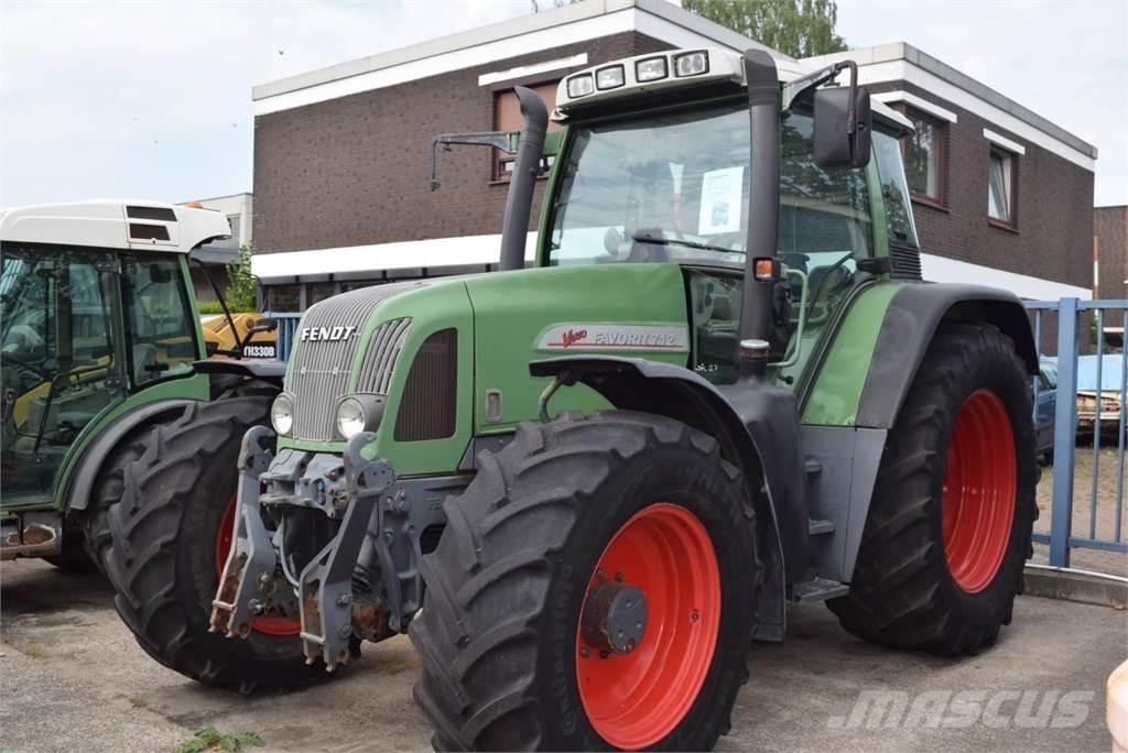Fendt 712 Vario 트랙터