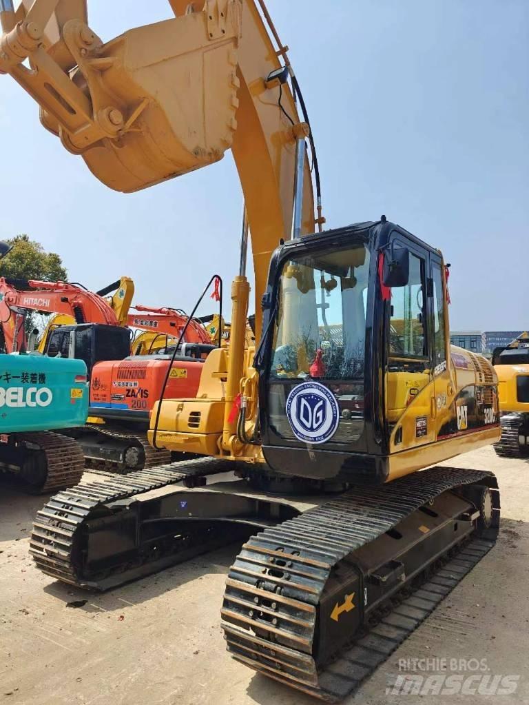CAT CAT320C 중형굴삭기 7톤-28톤