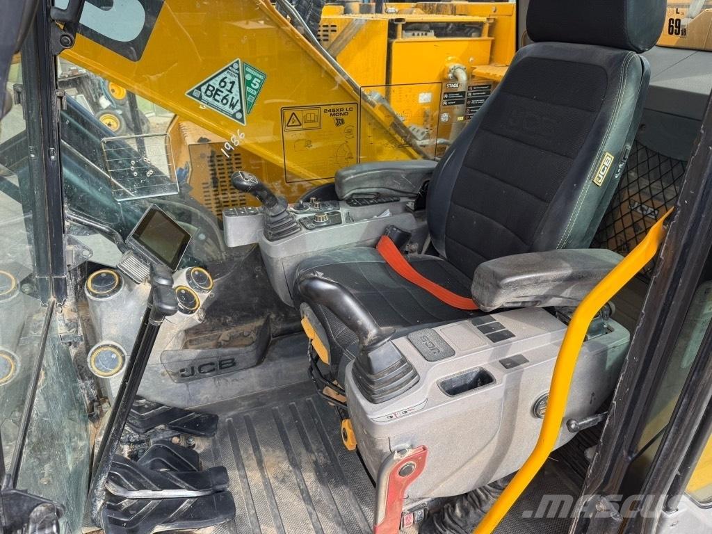 JCB 245 XLR 대형 굴삭기 29톤 이상