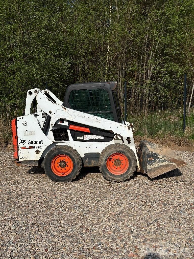 Bobcat S530  스키드로더