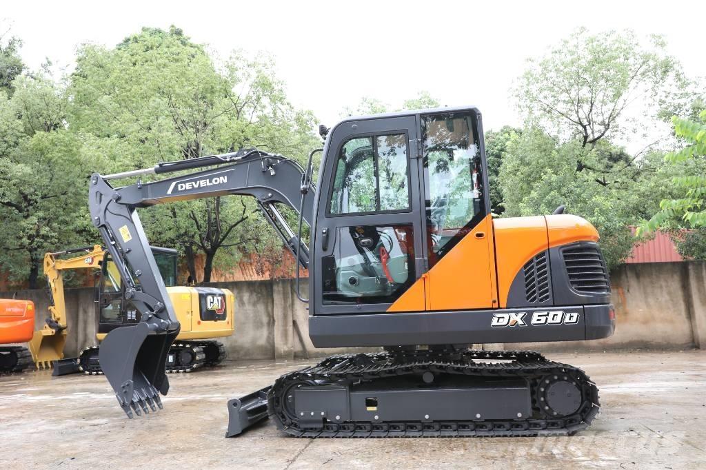 Doosan DX 60D 소형 굴삭기 7톤 미만
