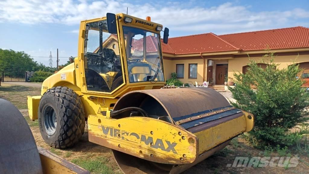 JCB VM 146 싱글 드럼 롤러