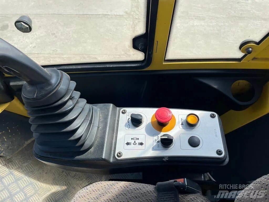 Bomag BW213 DH-4 싱글 드럼 롤러