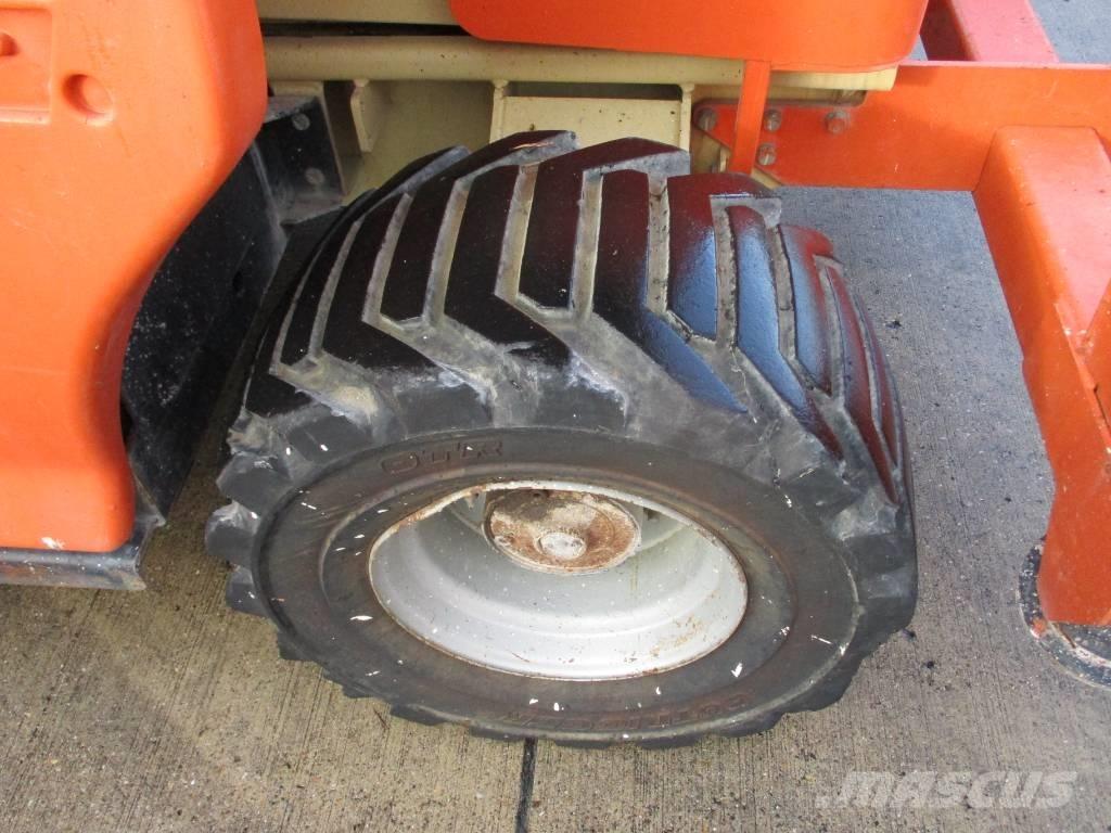 JLG 4394 RT 가위형 리프트