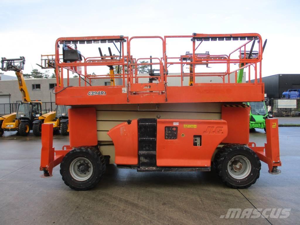 JLG 4394 RT 가위형 리프트