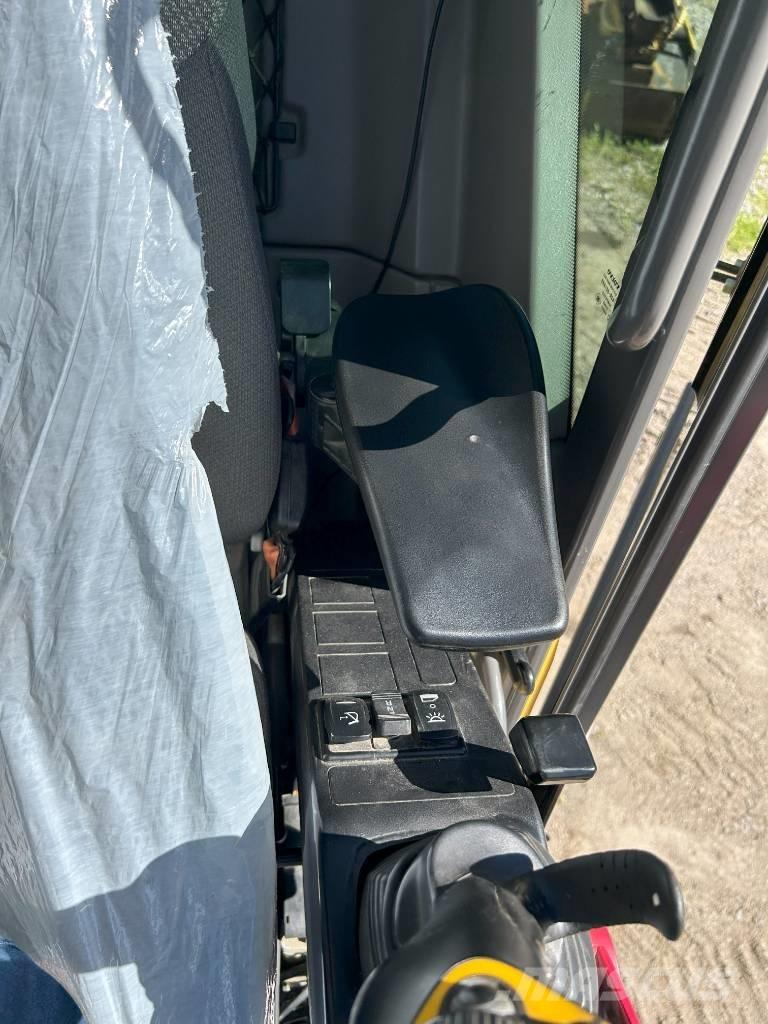 Volvo ECR 355 EL 대형 굴삭기 29톤 이상