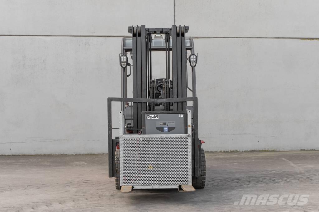 Manitou ME 430 전동 지게차