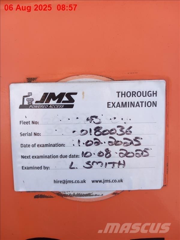 JLG 600 AJ 관절형 전동이동 리프트