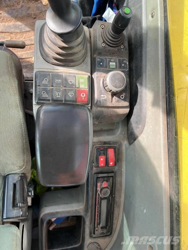 Neuson EZ 80 중형굴삭기 7톤-28톤