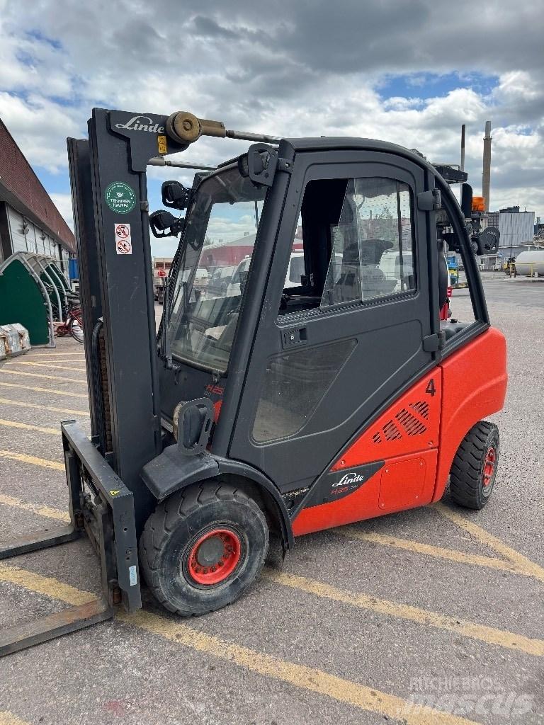 Linde H25D-02 디젤 지게차