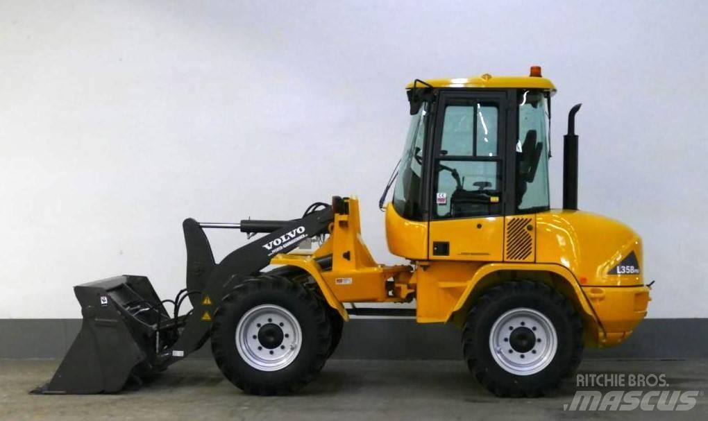 Volvo L 35 B - Z - 4x4  휠로우더