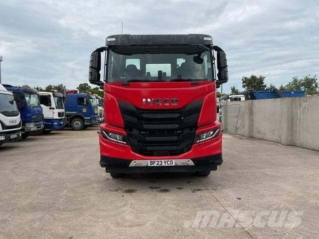 Iveco X-Way 420 콘크리트 믹서트럭