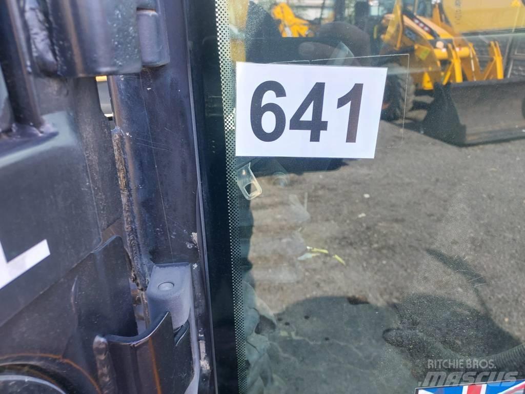 JCB 533-105 텔러 핸들러