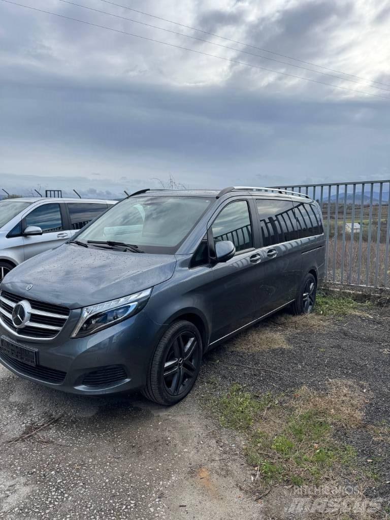 Mercedes-Benz V 250 기타