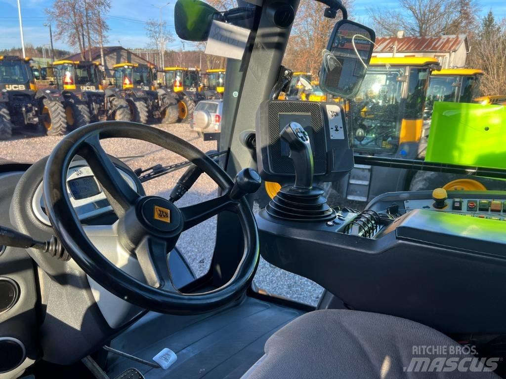 JCB Fastrac 8310 트랙터