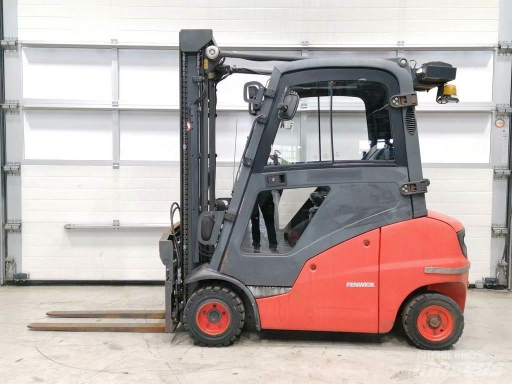Linde H20D-01 디젤 지게차