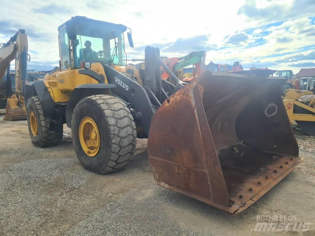 Volvo L 120 E  휠로우더