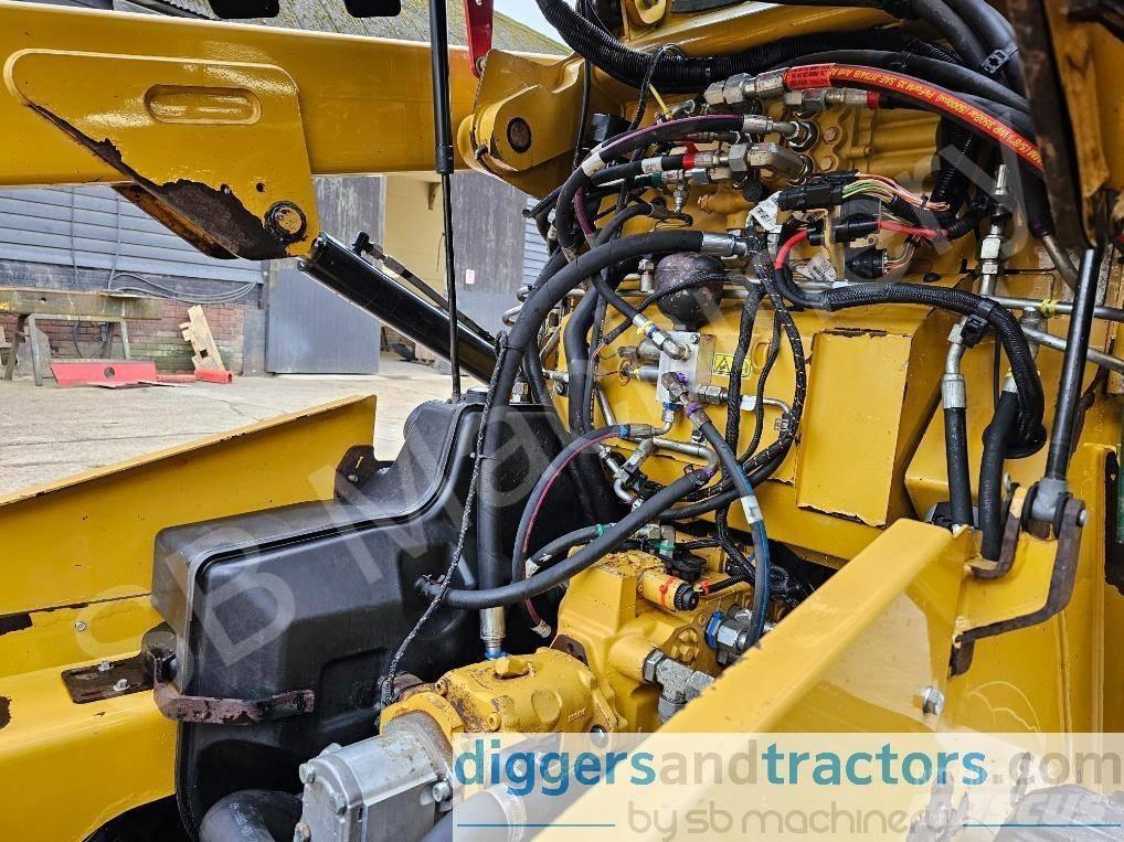 CAT 257 D  스키드로더