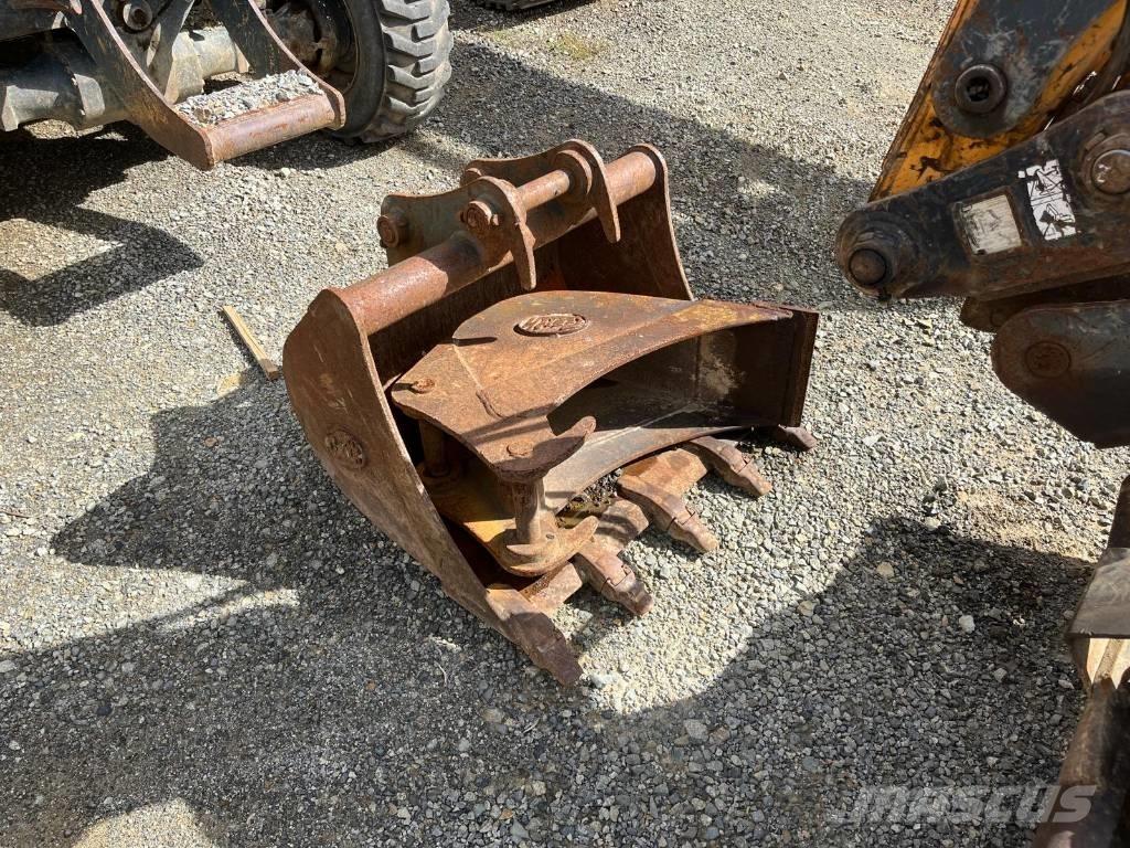 Hyundai R55W-9  휠 굴삭기