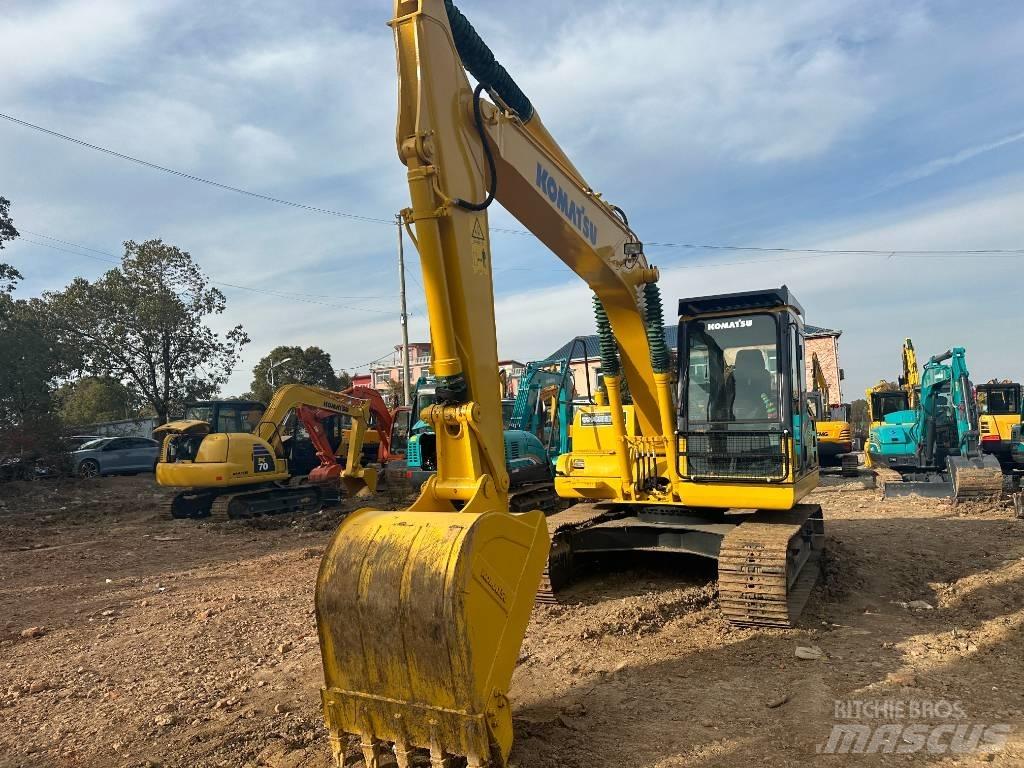 Komatsu PC 130 중형굴삭기 7톤-28톤